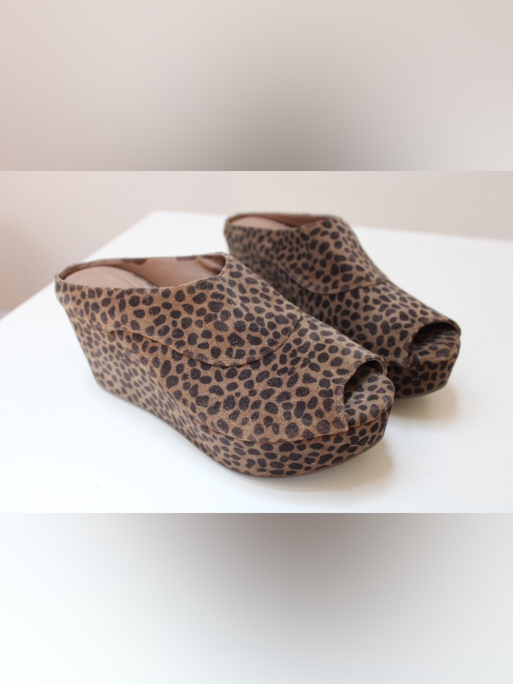 Chocolat Blu wind platform wedges